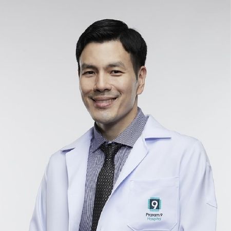 นพ.รุ่งโรจน์ คุณประคัลภ์