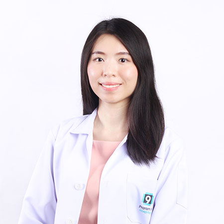 พญ.จิตรฟ้า หรูรุ่งโรจน์
